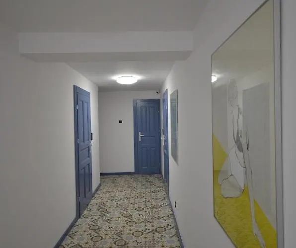 Blue Sail Гостевой дом 3*